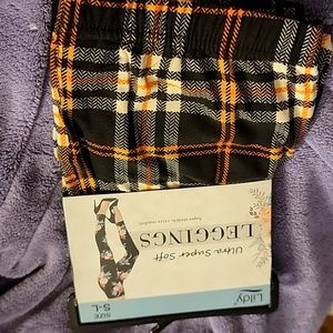 Lildy Ultra Super Soft Leggings Size S - L. New in package.